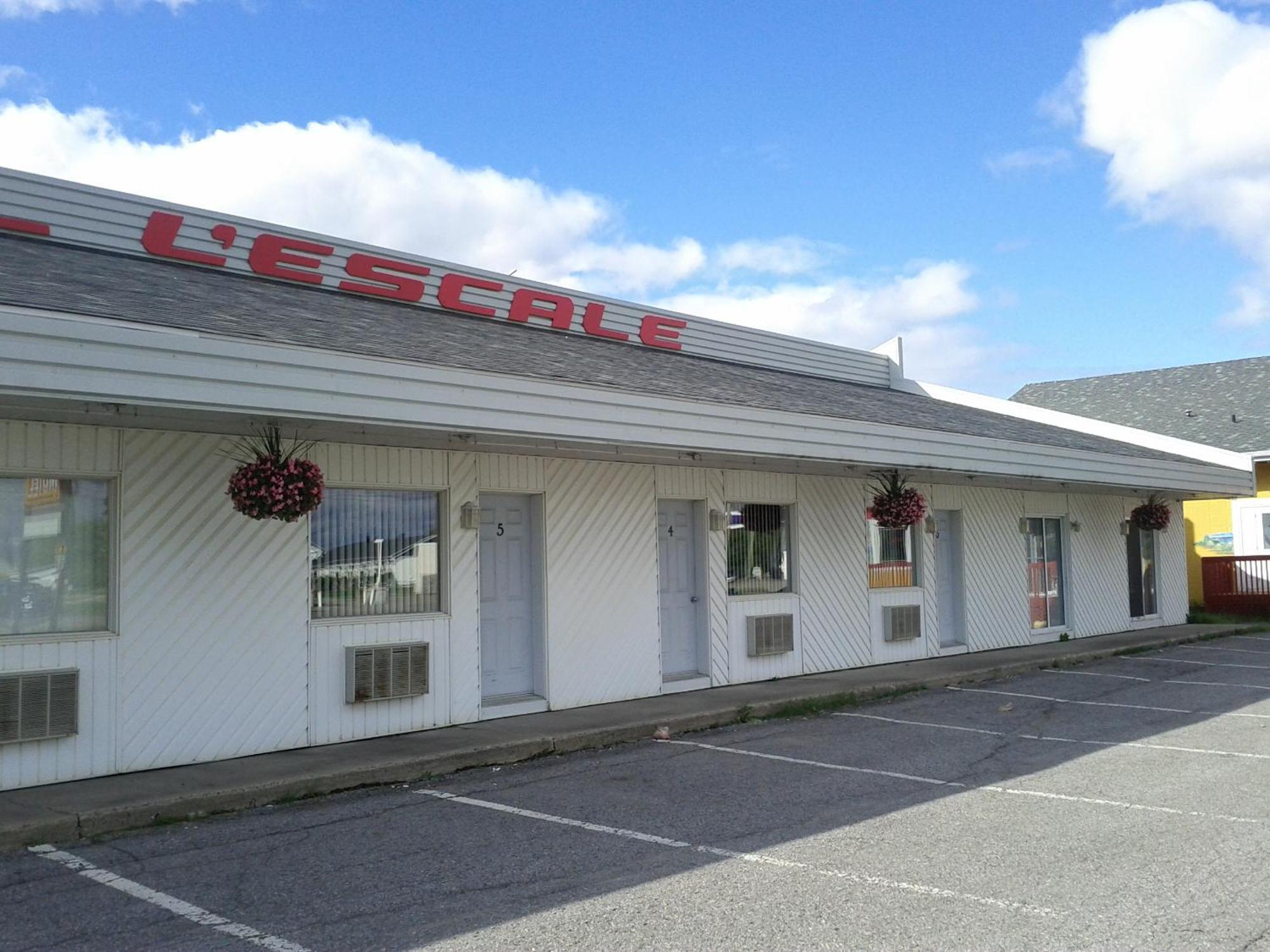 Motel L'Escale シャンボール エクステリア 写真